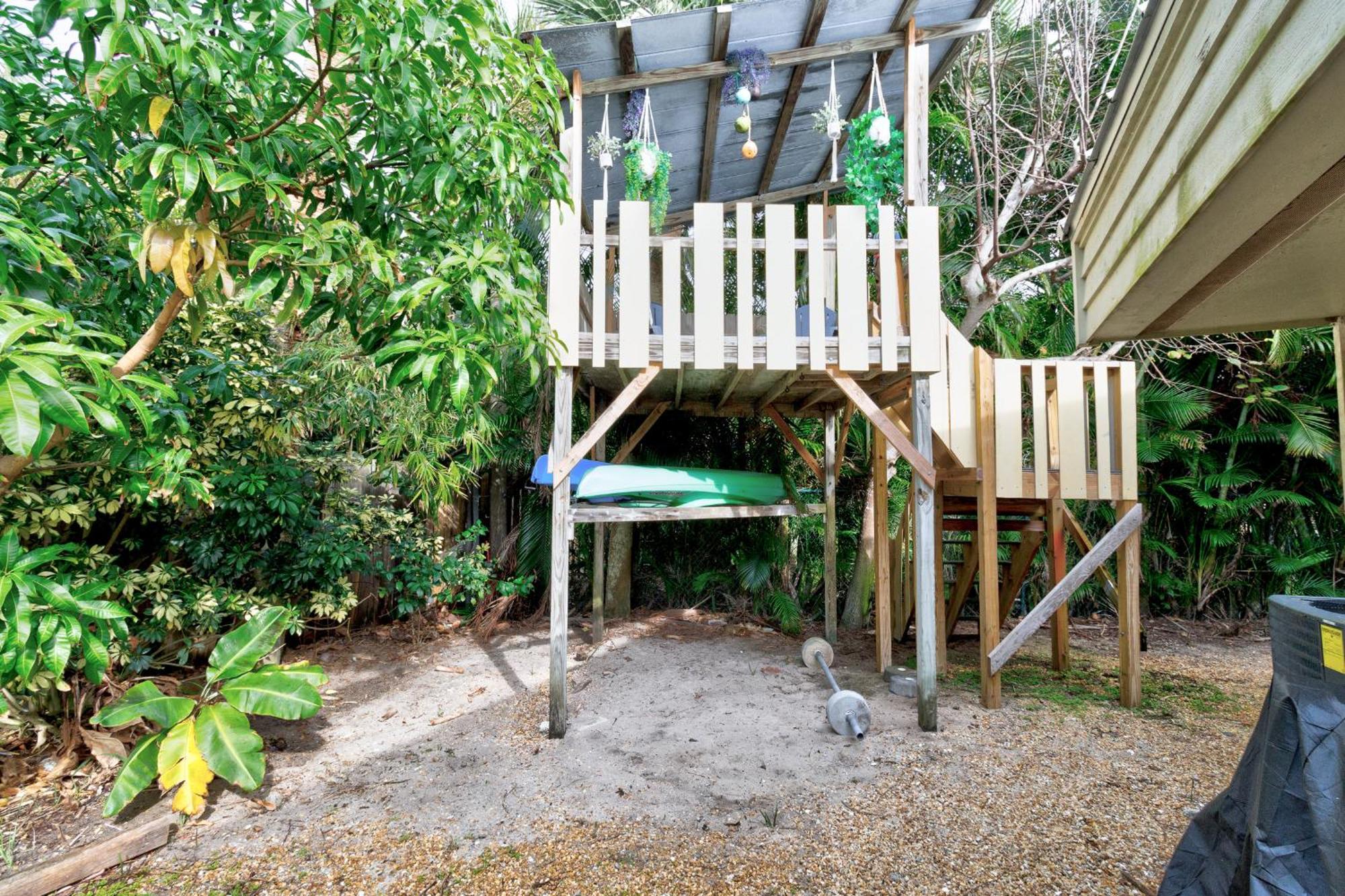 Beach Paradise Getaway - 200Ft From Beach! Sebastian Eksteriør bilde